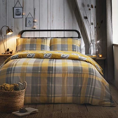 Image de Dreams &amp; Drapes Housse de Couette à Carreaux Ocre Lit Simple (140 x 200 cm) 100% Coton brossé Doux Réversible Motif forêt Jaune avec hérissons