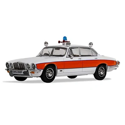 Image de Jaguar XJ6 Series 2 4,2 L Avon &amp; Somerset Constabulary