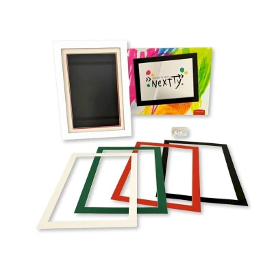 Image de JUEGACONMIGO Nextty cadre pour dessins d&#039;enfants avec ouverture frontale, format A4, rangement jusqu&#039;à 100 feuilles, décoration maison (blanc)