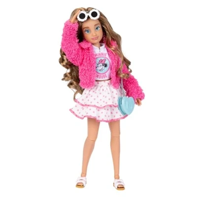 Image de Disney ILY 4EVER 100 Poupée inspiré des Minnie Dolls 30 cm avec 13 points d&#039;articulation Comprend 2 tenues complètes à mélanger et assortir + 1 bague Mickey Mouse pailletée Dès 6 ans