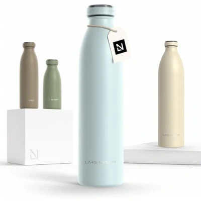 Image de LARS NYSØM Gourde INOX 750ml 0.75L Bouteille d’eau isolée étanche pour Le Sport, la Bicyclette, Les Enfants (Misty Blue, 750ml)