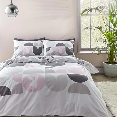 Image de Sassy B Playboy Bedding Parure de lit réversible avec Housse Couette et taie d&#039;oreiller Motif Lapin Blanc
