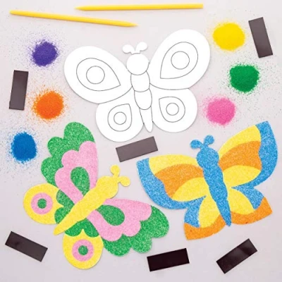 Image de Baker Ross Kits d&#039;aimants papillons en sable coloré (lot de 6) loisirs créatifs pour enfants.