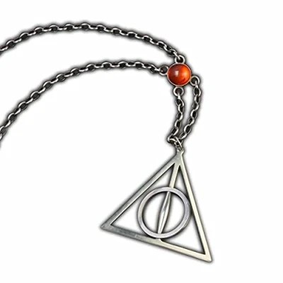 Image de Harry Potter Xenophilius Lovegood&#039;s Deathly Hallows Necklace 20in (51cm) Silver Chain with Collector&#039;s Display Officially Licensed