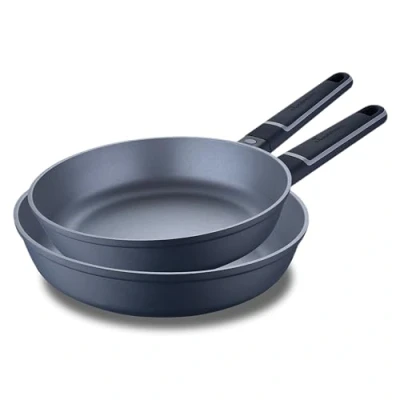 Image de MasterPRO Indigo Ensemble de 2 Sarnswers 20 et 24 cm fabriqués en aluminium fondu Pfluon Interior Capes Antiadhérent Mango bleu foncé Soft Touch Induction Point