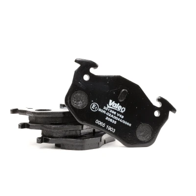 Image de VALEO 301396 Jeu de plaquettes frein FIRST Essieu arrière contact signal d&#039;usure exclu sans tôle anti bruit PEUGEOT: 306 3/5 portes