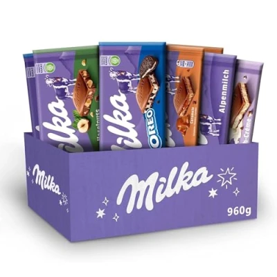 Image de Milka Box Chocolat Cadeau Assortiment de 10 Tablettes au Lait 100 g (1 kg) 5 Saveurs : du Pays Alpin, Éclats Noisette, Oréo, Tendre Lait, Caramel Chocolats à Offrir
