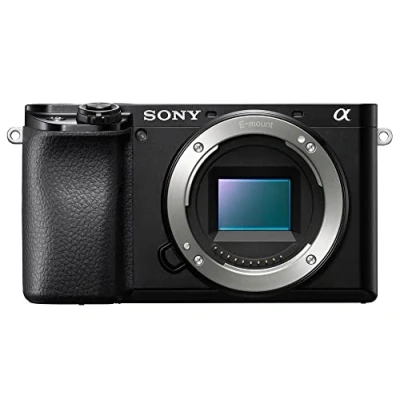 Image de Sony Alpha 6100 Appareil Photo Numérique Hybride APS C ( 24,2 MP, AF en 0.02s, Suivi des Yeux Humains et Animaux, Vidéo 4K, Ecran Selfie Vlogging ) (ILCE6100, A6100)