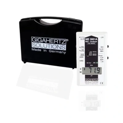 Image de Gigahertz Solutions ME3951A Appareil de Mesure avancé l&#039;électrosmog avec mallette transport haute qualité Rayonnement basse fréquence (5 Hz 400 KHz) précise et fiable