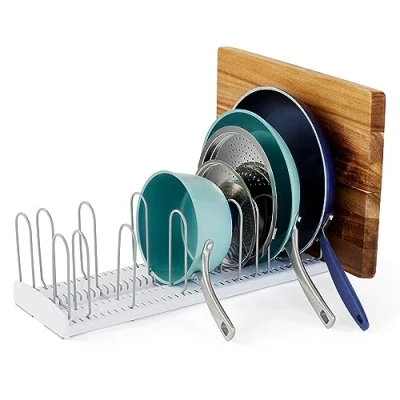 Image de YouCopia StoreMore Étagère extensible pour couvercles et casseroles Organiseur de réglables rangement cuisine 31,8 à 55,9 cm large Blanc