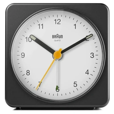 Image de Braun Classic Analogue Alarm Clock with Snooze and Light, Quiet Quartz Sweeping Movement, Crescendo Beep in Black White, Model BC03BW.
