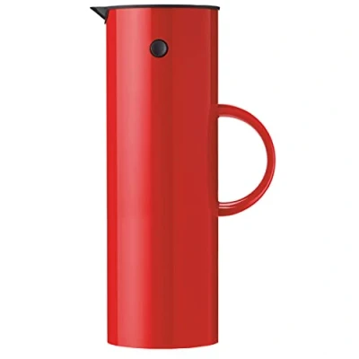 Image de Stelton EM77 Carafe Isotherme Thermos à double paroi pour boissons chaudes ou froides Pot thé et café avec insert en verre, bouchon bascule magnétisé, vis, design nostalgique 1.0 Litres, rouge