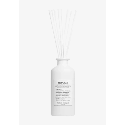 Image de Maison Margiela Fragrances Replica Lazy sunday morning Diffuser Parfum d&#039;ambiance, Taille: 185 ml,