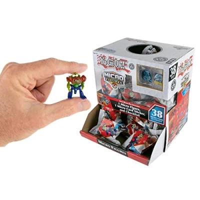 Image de Worlds Smallest Figurines YU Gi Oh très détaillées de 3,2 cm. Sac Aveugle avec Carte d&#039;autocollants Micro Anime Exclusive. 16 à Collectionner. Les Styles Peuvent Varier, 5510, Multicolore, Moyen