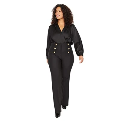 Image de Trendyol Damen Gerade Regulär Hohe Taille Hosen in Plus Size Short, Black, 4XL Grande Femmes