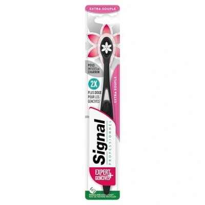 Image de Signal Professionnel Brosse à Dents Expert Gencives + charbon Extra souple, douce pour les gencives, 4x moins de pression Poils infusés au Nettoyage précis Emballage 85% recyclé