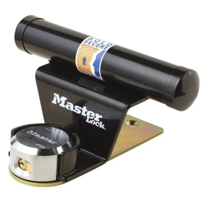 Image de Master Lock 1488EURDAT Protector pour Porte de Garage Basculante avec Serrure à Clé, Noir