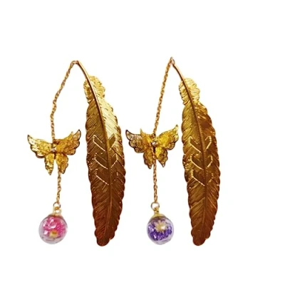 Image de Teogneot 2 Pièces Marque Page Metal Plumes avec Papillon 3D et Perles de Verre Pendentif Fleur Sèche éternelle