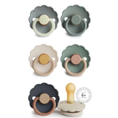 Image de FRIGG Multipack Sucettes en Latex Lot de 6 Caoutchouc Fabriqué au Danemark Sans BPA Tétine Cerise Symétrique (Rainbow Blend, Taille 2 (6 18 Mois))