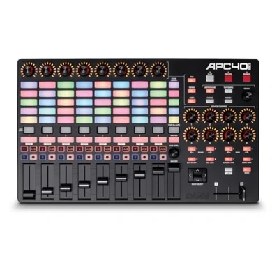 Image de Akai Professional APC40 MKII Contrôleur MIDI USB pour une intégration avec Ableton Live Lite, Matrice de lancement clips 5x8, Molettes et Faders, Logiciels Professionnels inclus