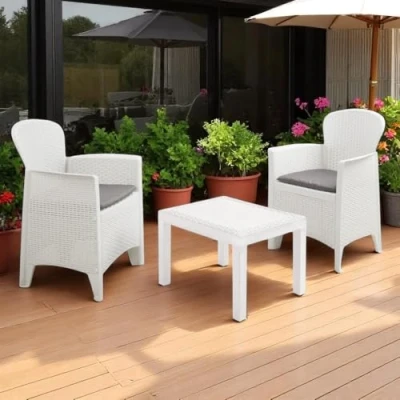 Image de Salon de jardin BORIA en polypropylène blanc 2 fauteuils + 1 table basse
