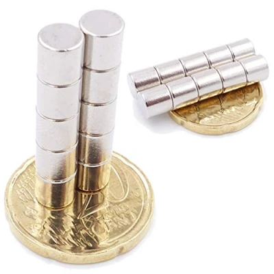 Image de Brudazon 25 Mini Aimants Disques 6x6mm N52 Niveau Le Plus Forte en néodyme Ultra Fortes Aimant de Puissance pour modélisme, Photo, Tableau Blanc, Artisanat Disque Extra