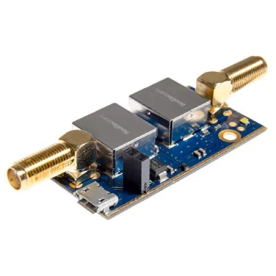 Image de NooElec SAWbird+ IO Barebones Filtre Saw de Qualité Supérieure et Module LNA à Ultra Faible Bruit en Cascade pour Applications Bande L (Aero/STD C). Fréquence Centrale 1542 MHz