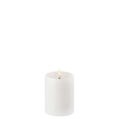 Image de Piffany Copenhagen Uyuni Lighting Pillar Bougie LED, mèche profonde, 7,8 x 10,1 cm, en cire véritable, blanche, fonction minuterie 6 heures, pas de risque d&#039;incendie, formation suie et