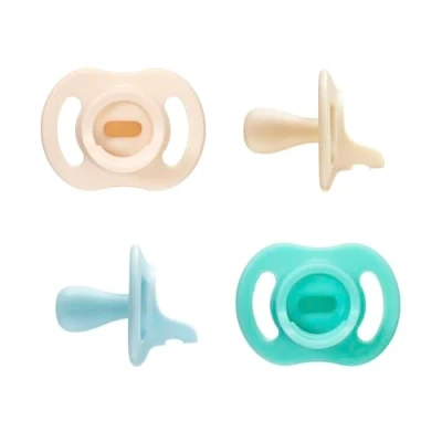 Image de Tétine Tommee Tippee Ultra légère Toujours en Place, conception monobloc silicone, 0 6 mois, lot de 4