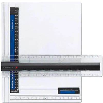 Image de Staedtler Mars 661, Planche à dessin A4 en plastique, antichoc, indéformable et lavable, avec règle parallèle fixe support, 661