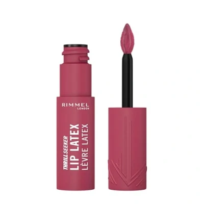Image de Rimmel Thrill Seeker Lip Latex, 300 Main Character, Rouge à lèvres liquide, Brillant lèvres, avec acide hyaluronique, Douceur et brillance, Hydratation, Vitamine E, Aloe Vera, 6 ml
