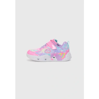 Image de Skechers Fille Unicorn Charmer Lil Heart Sparkles Basket, Rose/Multicolore, 37 EU