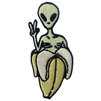 Image de Patch brodé en forme de Alien Banane, à coudre ou coller avec fer repasser