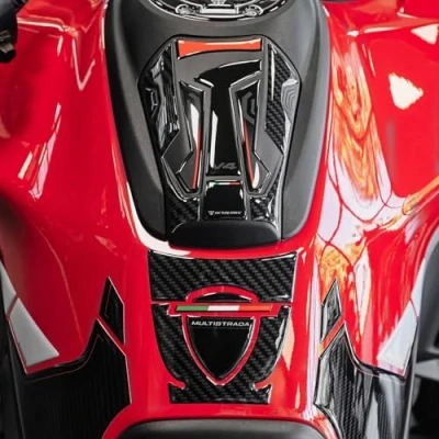 Image de Resin Bike Autocollant Moto Compatibles avec Ducati Multistrada V4 2024. Protection de Réservoir Contre Les Chocs et Éraflures. 3D Résinés Made in Italy