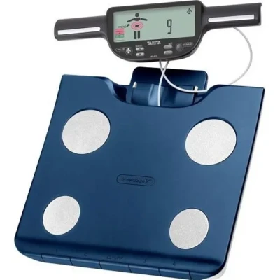 Image de TANITA BC 602 Échelle de Composition Corporelle Segmentaire Graisse Masse Musculaire par Partie du Corps Apport Calorique Quotidien 10 Lectures Bleu