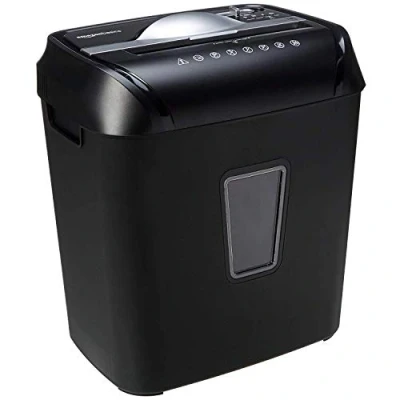 Image de Amazon Basics Destructeur de Documents/Cartes crédit à coupe croisée Capacité 10 12 Feuilles, Noir