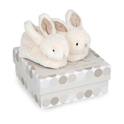 Image de Doudou Et Compagnie Coffret Chaussons Avec Hochet Taupe Lapin Bonbon De 0 Ã 6 Mois Doux Chaud Idée Cadeau Naissance Fille Garçon DC1310