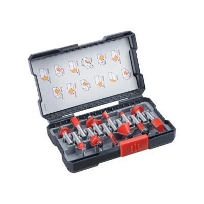 Image de kwb Jeu de 12 fraises Ø 8 mm, à mises rapportées en métal dur, avec tige serrage précise et géométrie coupe optimisée pour un fraisage précis.