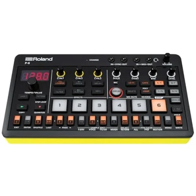 Image de P 6 Creative Sampler AIRA Compact Roland Création sonore granulaire Un puissant séquenceur Clavier intégré Loops personnalisées Micro Boutons d&#039;effets Connectique USB C