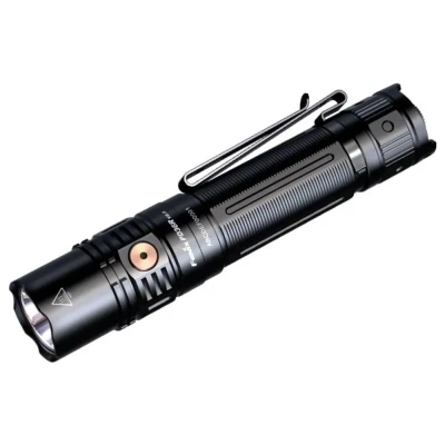 Image de FENIX PD36R v2.0 Lampe torche LED tactique rechargeable 1700 lumens 396 m 482 heures Alimentation par batterie 21700 Chargement USB C Design à double interrupteur IP68, noir
