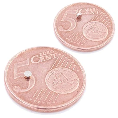 Image de Brudazon 50 Mini Aimants Disques 2x1mm N52 Niveau Le Plus Forte en néodyme Ultra Fortes Aimant de Puissance pour modélisme, Photo, Tableau Blanc, Artisanat Disque Extra