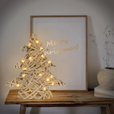 Image de ECD Germany Arbre de Noël Décoratif à LED avec 15 Blanc Chaud, 30 cm Haut, Métal/Aspect Rotin Tressé, Fonctionne Piles, Décoration Minuterie, Sapin Guirlande Lumineuse