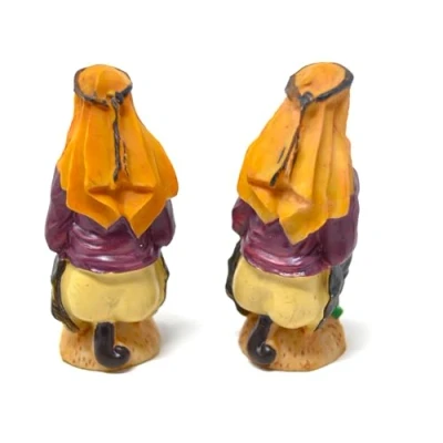 Image de BETTER WITH FRIENDS 2 X Unit Figure CAGANER Résine. Bethléem Caché de 8cm. l&#039;Homme Qui Fait . figurine chier. Scène Nativité, Figurines, Naissance Jésus. 3 Rois.
