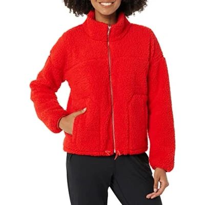 Image de Amazon Essentials Veste en Molleton Sherpa Entièrement Zippé Femme, Rouge Coquelicot, M