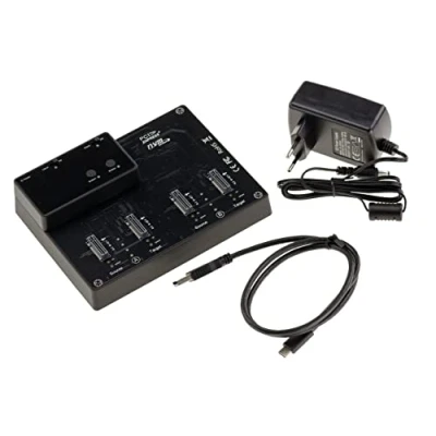Image de Docking station USB pour 4 SSD M2 NVMe, liaison USB3.2 Gen2 10GB. Dock avec FONCTION CLONAGE et alimentation externe