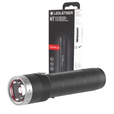Image de Lampe de poche LED Ledlenser MT10 d&#039;extérieur, batterie lithium 18650 rechargeable, 1000 lumens, clip poche, portée 180m, autonomie maximale 144h, interrupteur frontal, utilisation à une main