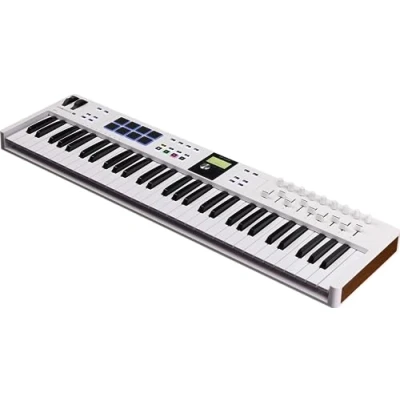 Image de Arturia KeyLab Essential 61 mk3 Clavier contrôleur MIDI pour la production musicale Touches, 9 Encodeurs, Faders, 1 Molette de modulation, Pitch Bend, 8 Pads Blanc