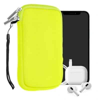 Image de kwmobile Housse Universelle Smartphone Pochette de Protection 16,5 x 8,9 cm pour téléphone Portable L 6,5&quot; en néoprène Jaune