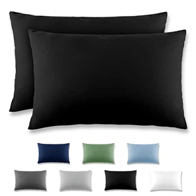 Image de REDKEY Taie Oreiller 40x60 Noir Lot de 2 Taies d&#039;Oreillers 40 x 60 Carré en Microfibre Brossée, Housse Coussin avec sa Fermeture à Rabat (sans Éclair)