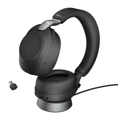 Image de Jabra Evolve2 85 Casque PC Sans Fil avec Station de Charge Audio Certifié UC Anti Bruit Batterie Longue Durée Adaptateur Bluetooth USB C Noir